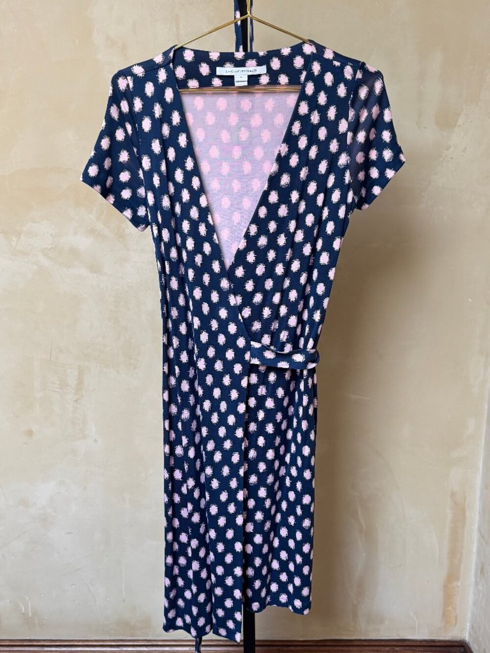 DIANE von FURSTENBERG New Julian Two Dotted Silk Wrap Dress Size 4